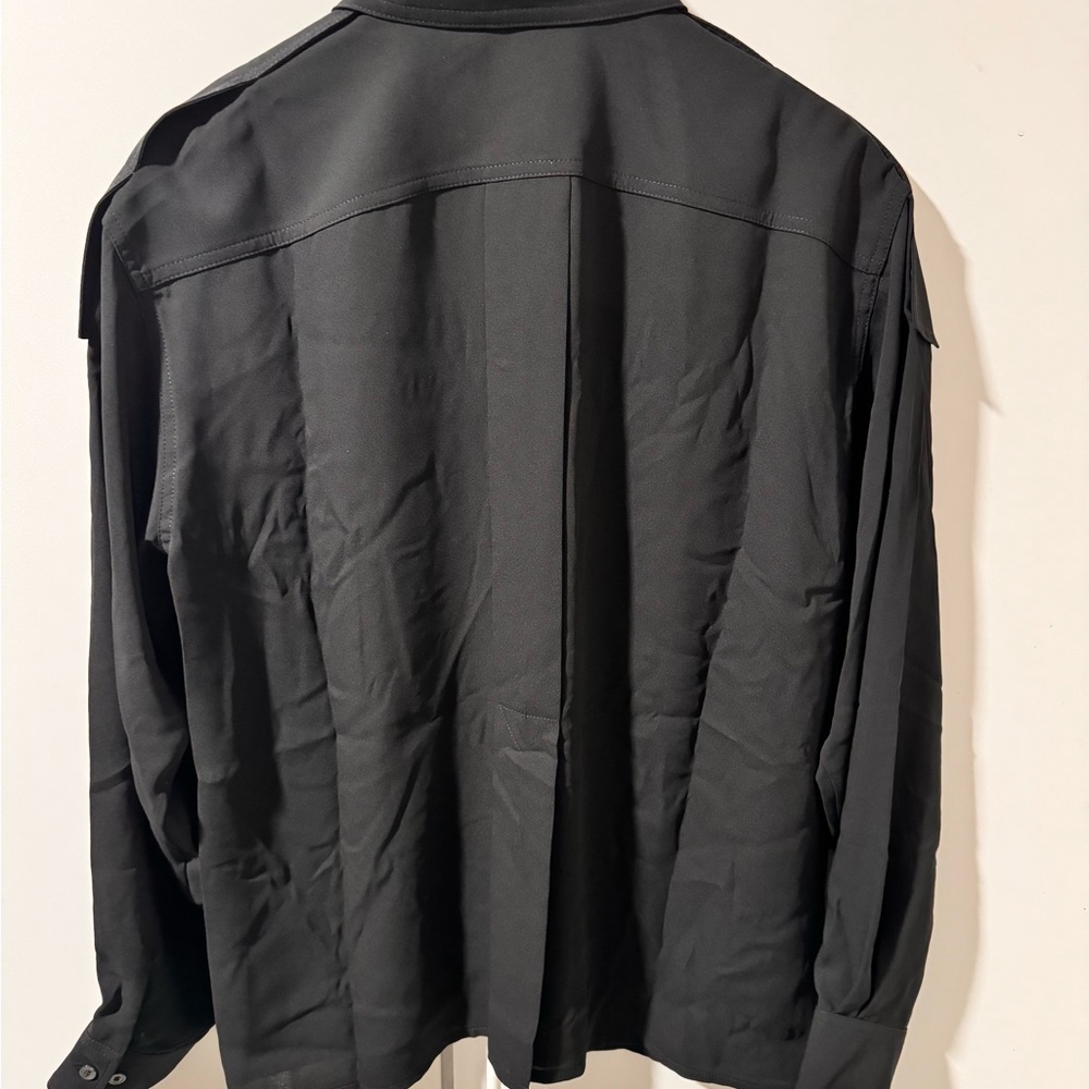 Authentic women’s Louis Vuitton shirt - Picture 3 of 3